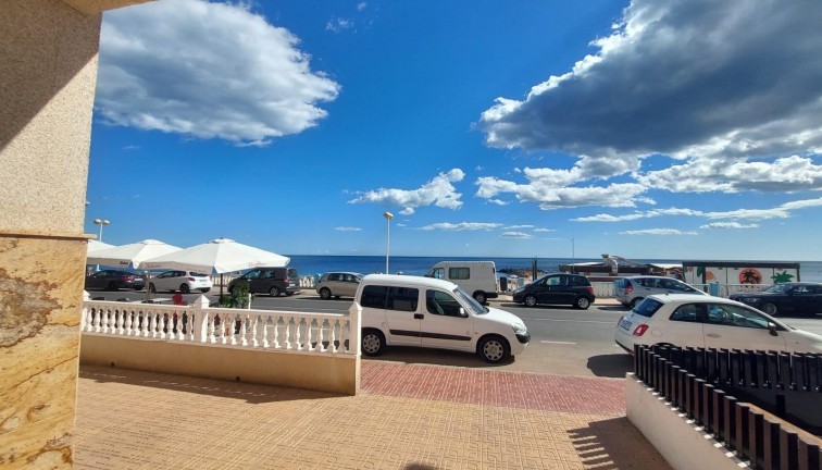 Jälleenmyynti - Asunto - Katutason asunto - Torrevieja - Playa de los Locos