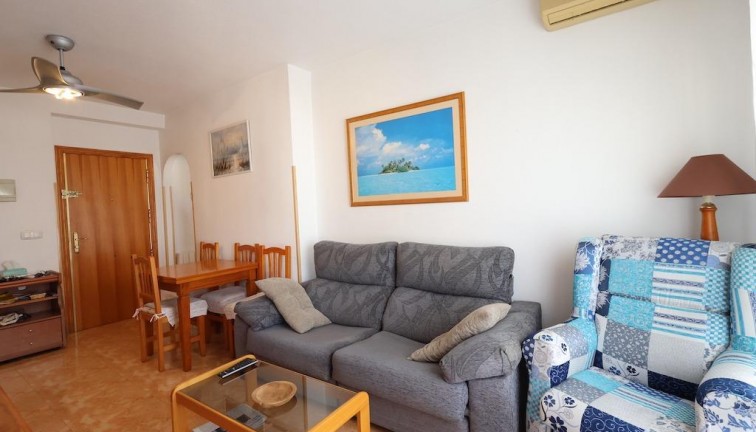 Resale - Apartment - Torrevieja - Acequion