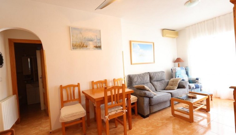 Resale - Apartment - Torrevieja - Acequion