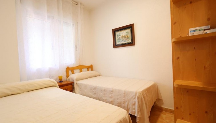 Resale - Apartment - Torrevieja - Acequion