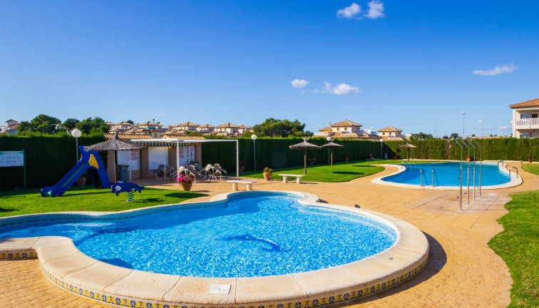 Resale - Semi-Detached - Villamartín