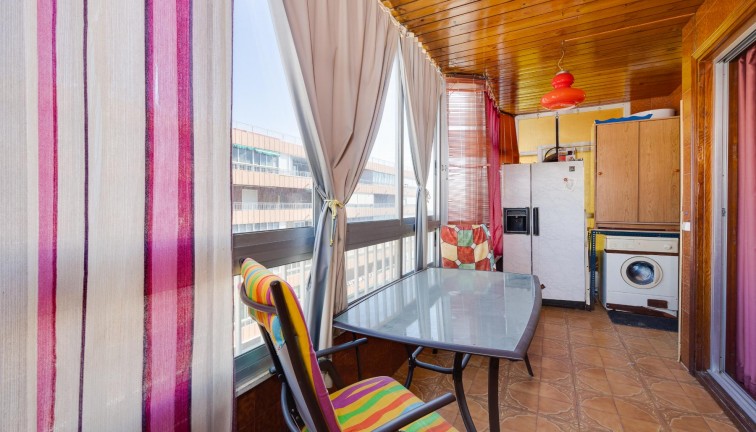 Resale - Apartment - Torrevieja - Acequion