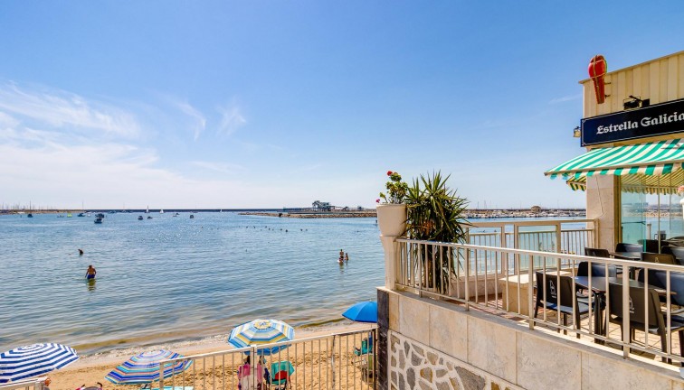 Resale - Apartment - Torrevieja - Acequion