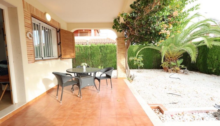 Resale - Semi-Detached - Orihuela Costa - Punta Prima