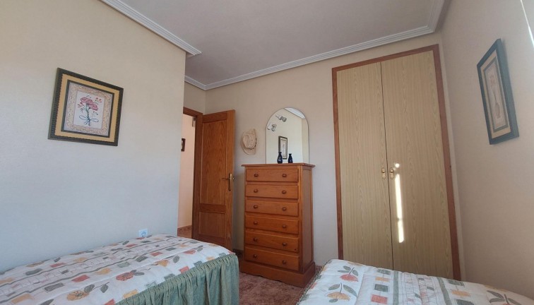 Resale - Chalet - Torrevieja - Los Balcones