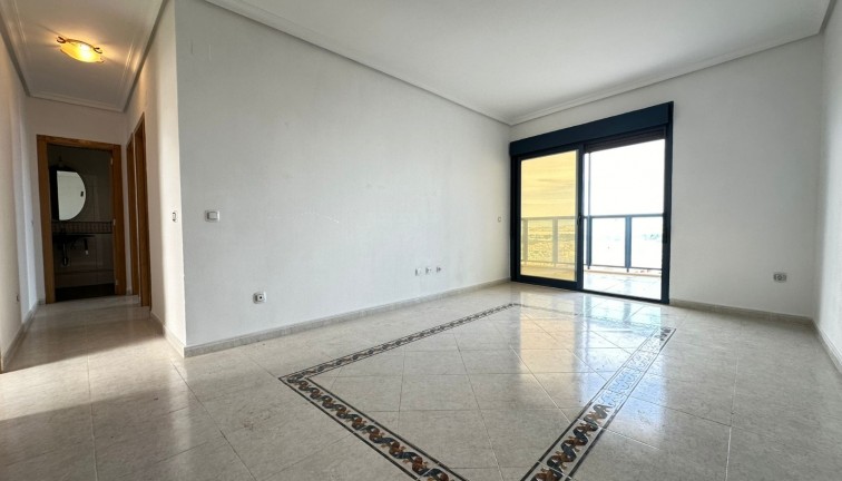 Resale - Apartment - Top Floor Apartment - Torrevieja - La Veleta