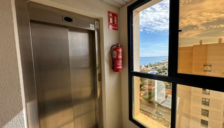 Resale - Apartment - Top Floor Apartment - Torrevieja - La Veleta