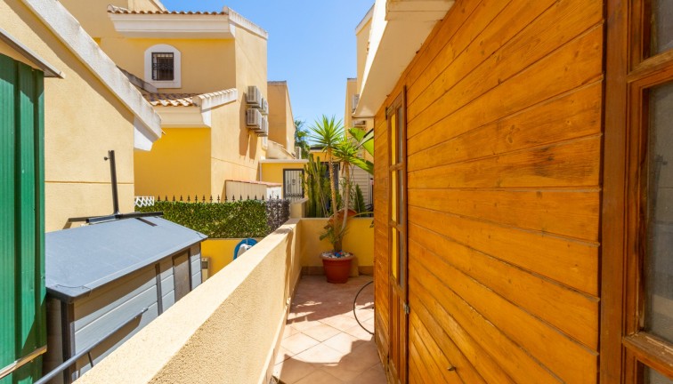 Resale - Chalet - Orihuela Costa - Los Dolses