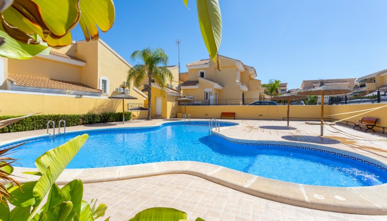 Resale - Chalet - Orihuela Costa - Los Dolses