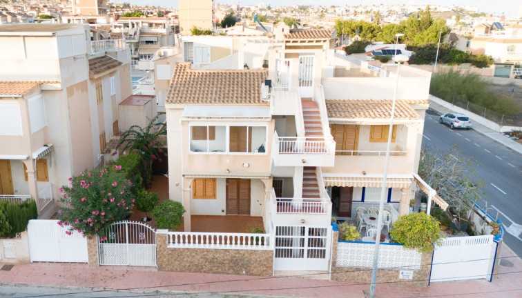 Resale - Apartment - Top Floor Apartment - Torrevieja - Los Frutales