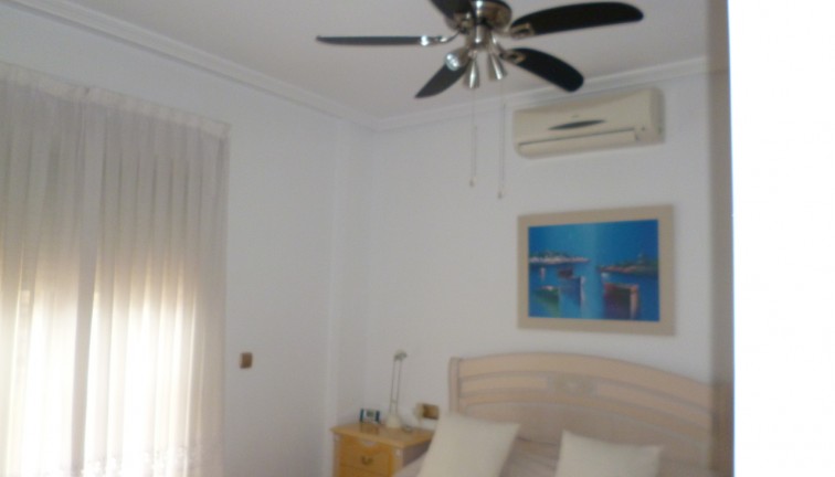 Resale - Semi-Detached - Playa Flamenca