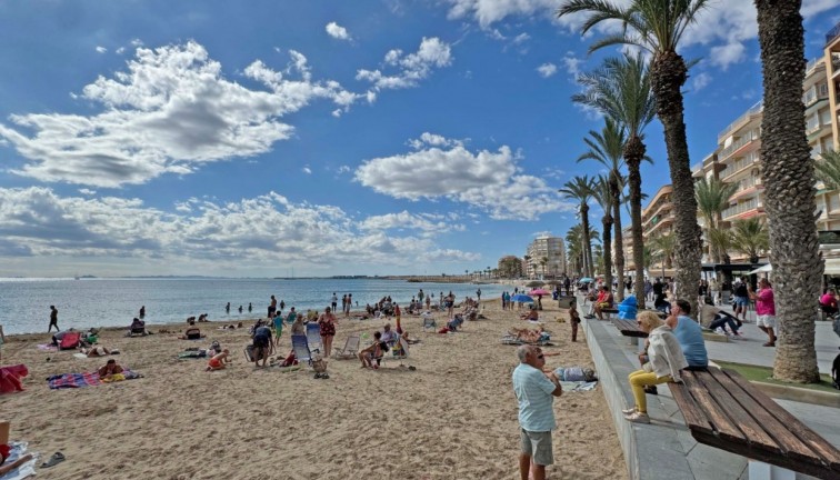 Återförsäljning - Lägenhet - Torrevieja - Playa del Cura