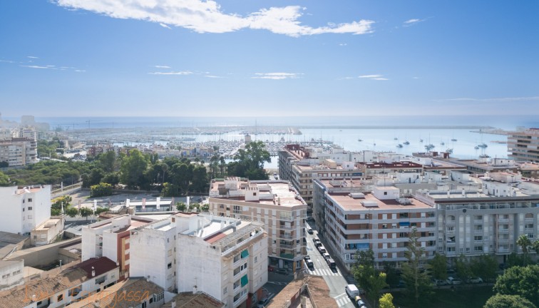 Återförsäljning - Lägenhet - Torrevieja - Acequion