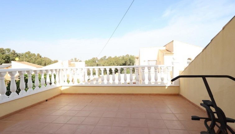 Resale - Chalet - Orihuela Costa - Playa Flamenca