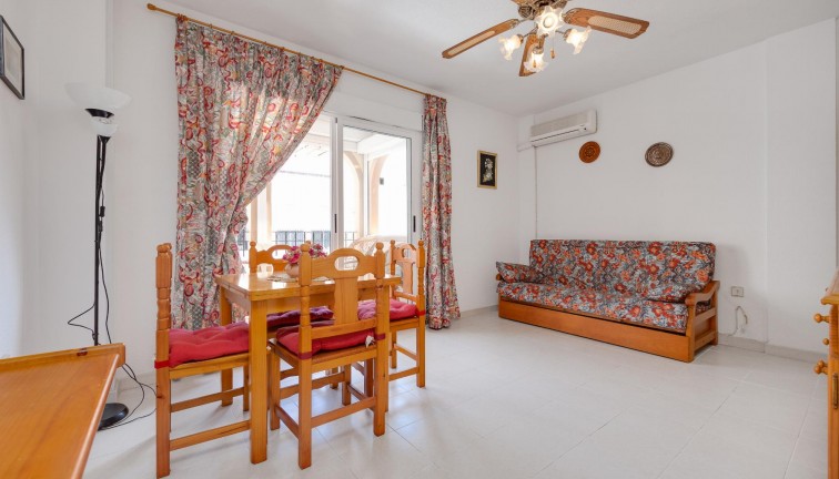 Jälleenmyynti - Bungalow - Torrevieja - Acequion