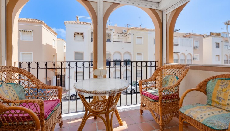 Jälleenmyynti - Bungalow - Torrevieja - Acequion