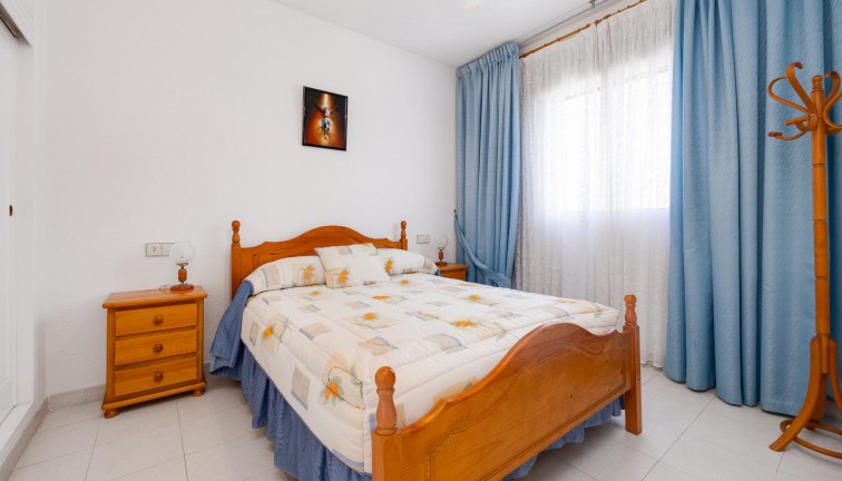 Jälleenmyynti - Bungalow - Torrevieja - Acequion