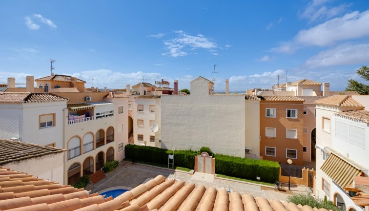 Jälleenmyynti - Bungalow - Torrevieja - Acequion