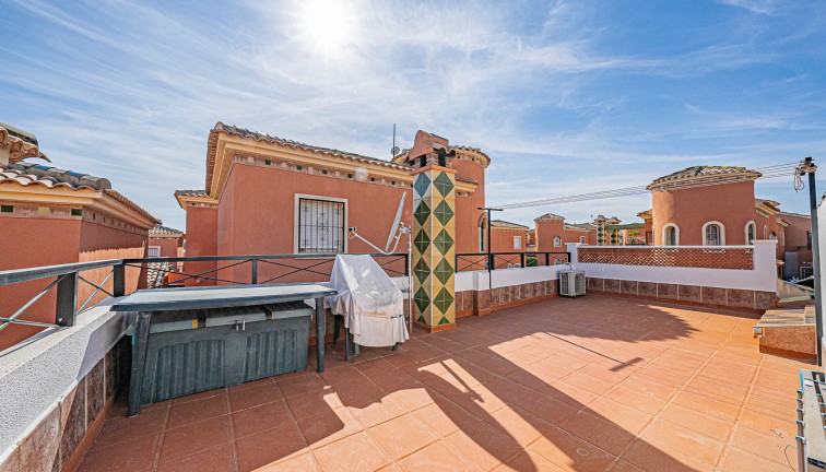 Resale - Chalet - Playa Flamenca