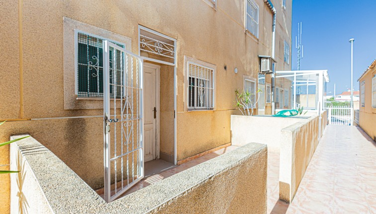 Resale - Semi-Detached - Playa Flamenca