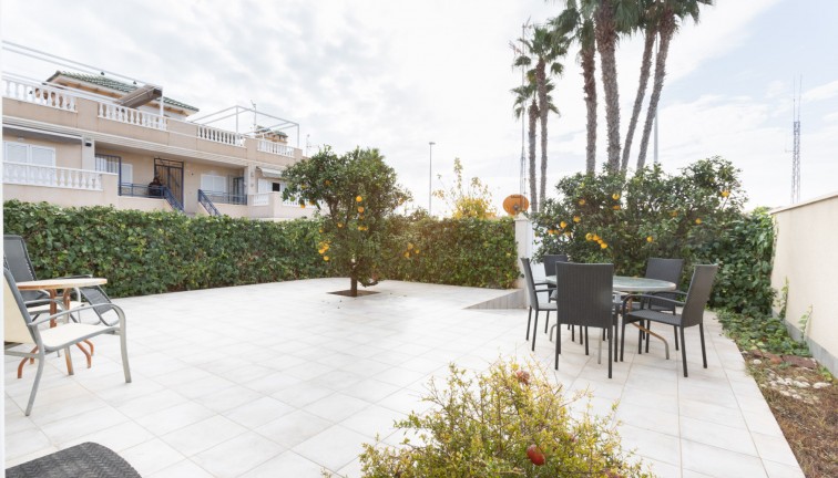 Resale - Bungalow - Orihuela Costa - Playa Flamenca