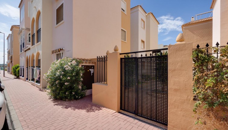 Resale - Bungalow - Torrevieja - Acequion