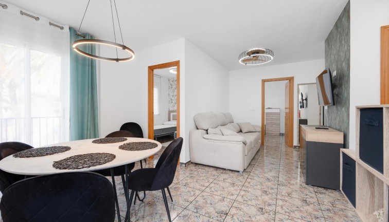 Resale - Apartment - Torrevieja - Acequion