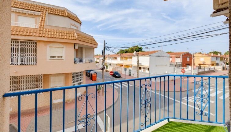 Resale - Apartment - Torrevieja - Acequion