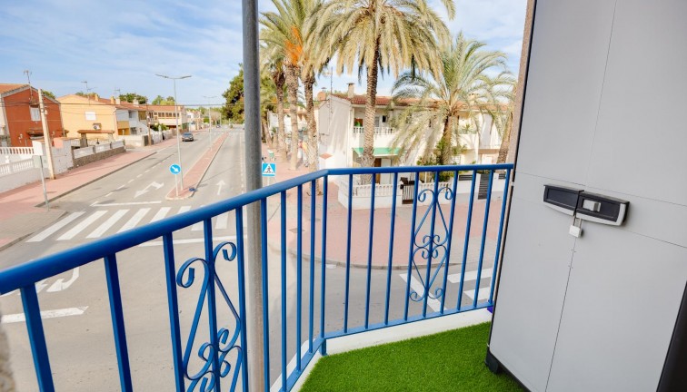 Resale - Apartment - Torrevieja - Acequion