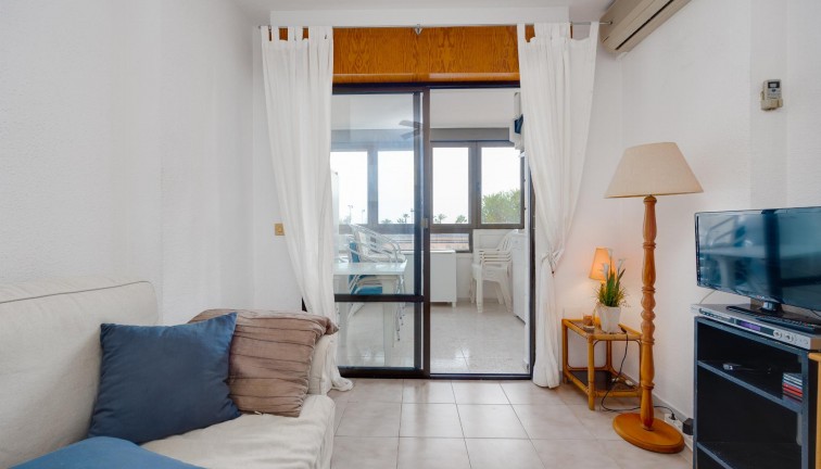 Resale - Apartment - Torrevieja - Cabo cervera