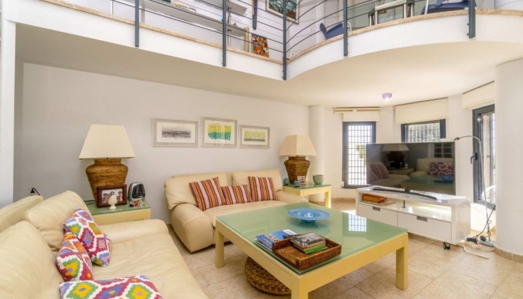 Återförsäljning - Duplex apartment (två våningar) - Orihuela Costa - Aguamarina