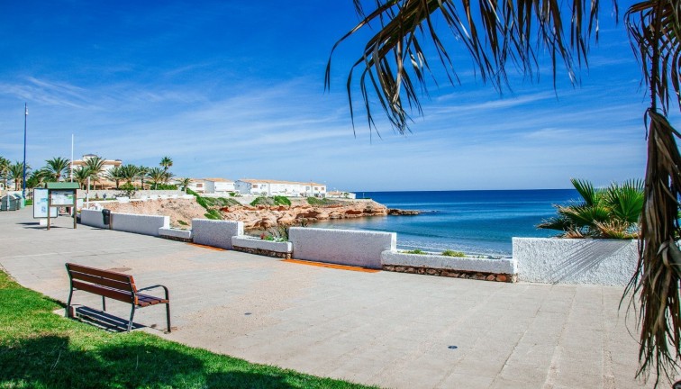 Jälleenmyynti - Bungalow - Orihuela Costa - Playa Flamenca