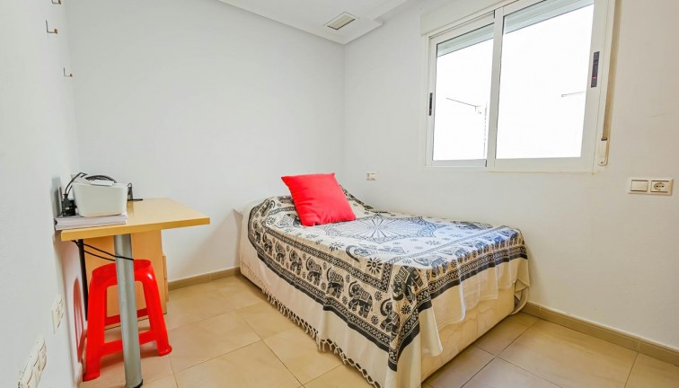 Resale - Apartment - Penthouse - Torrevieja - Cabo Roig