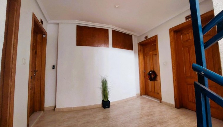 Återförsäljning - Lägenhet - Pilar de la Horadada - Mil Palmeras